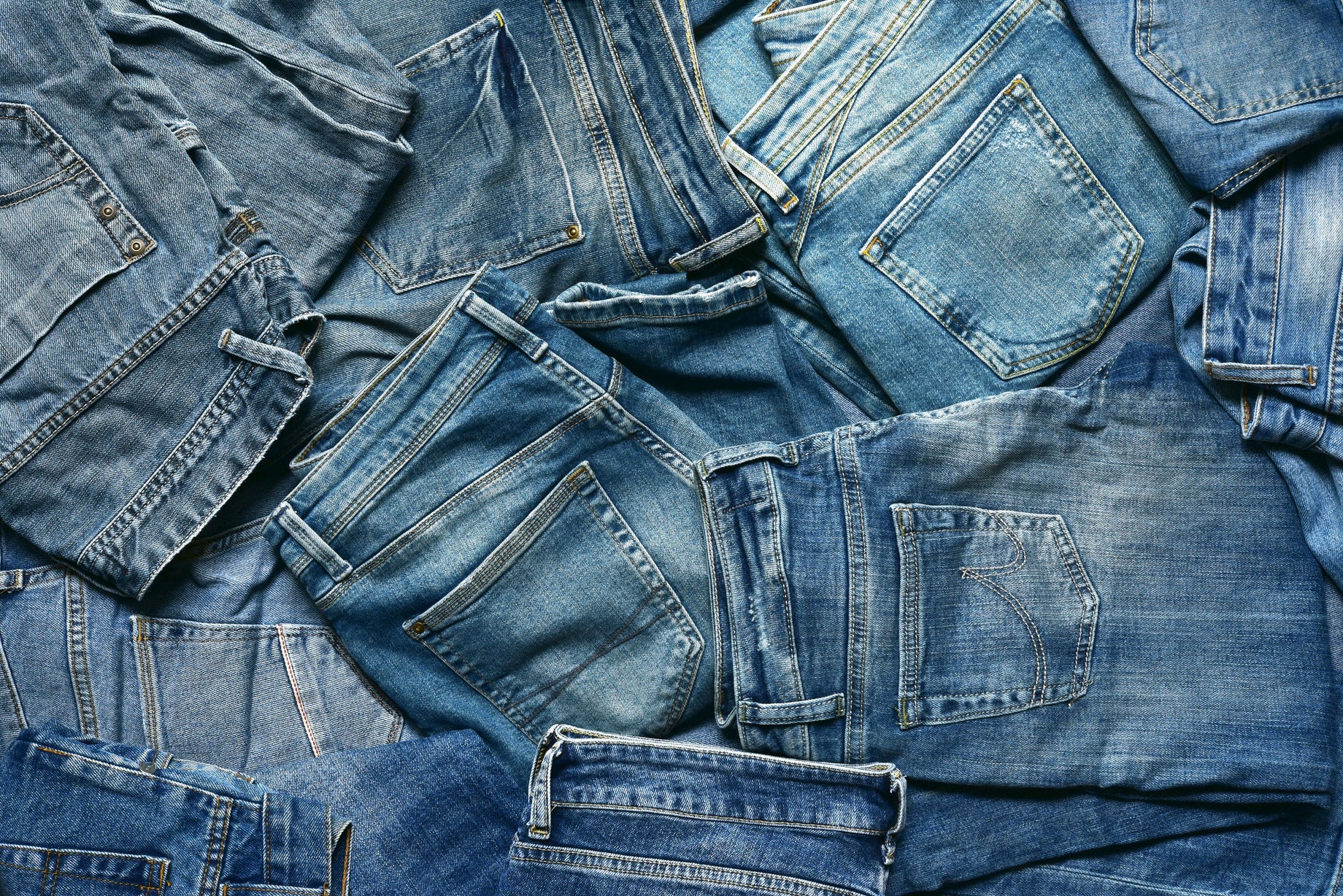 L’evoluzione del denim: storia e tendenze moderne
